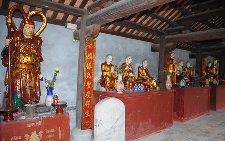 cd08 04.jpg