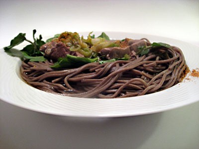 Món Toshikishi soba luôn được ăn vào dịp năm mới ở Nhật. (Ảnh: Worldpress.com) Món Toshikishi soba luôn được ăn vào dịp năm mới ở Nhật. (Ảnh: Worldpress.com)