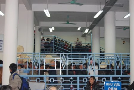 Nô nức trảy hội chùa Hương