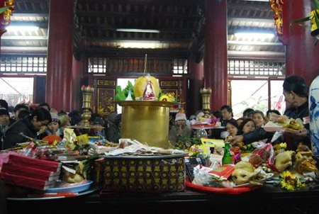 Nô nức trảy hội chùa Hương