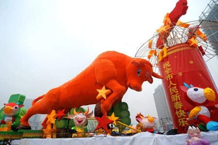 Trung Quốc chờ đón lễ hội đèn lồng