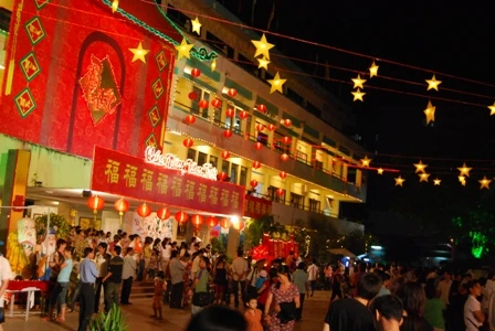 Lễ Hội lồng đèn: Nét văn hóa người Hoa trên đất Việt. ảnh 15 Lễ Hội lồng đèn: Nét văn hóa người Hoa trên đất Việt. ảnh 15