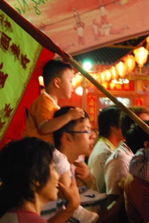 Lễ Hội lồng đèn: Nét văn hóa người Hoa trên đất Việt. ảnh 16 Lễ Hội lồng đèn: Nét văn hóa người Hoa trên đất Việt. ảnh 16