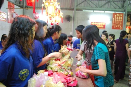 Lễ Hội lồng đèn: Nét văn hóa người Hoa trên đất Việt. ảnh 19 Lễ Hội lồng đèn: Nét văn hóa người Hoa trên đất Việt. ảnh 19