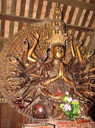 Pho tượng nghìn mắt nghìn tay - thiên thủ thiên nhãn, kiệt tác của điêu khắc Việt Nam Pho tượng nghìn mắt nghìn tay - thiên thủ thiên nhãn, kiệt tác của điêu khắc Việt Nam