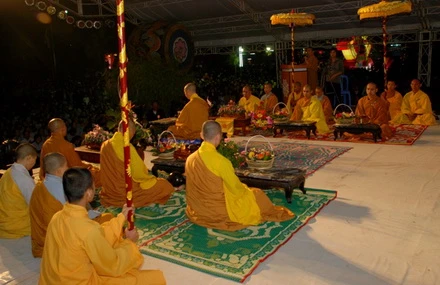 P4 - chu ton duc_resize.JPG