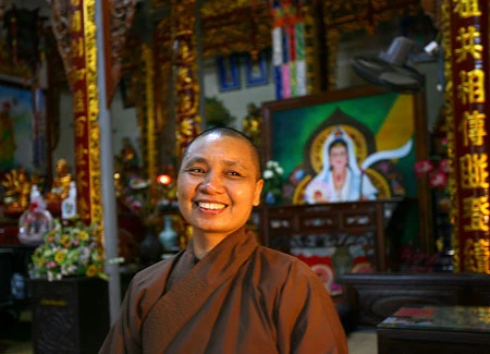 Chùa Tĩnh Lâu- một danh lam cổ tích bên Hồ Tây ảnh 8