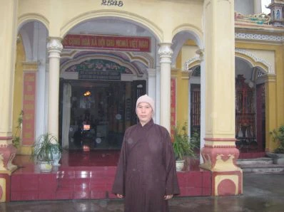 Chuyện không dễ kể ở chùa Đông Am ảnh 1