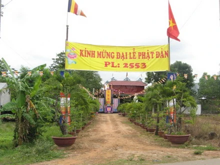 Đồng Nai: Huyện miền núi đón mừng Phật Đản. ảnh 33 dinhquanpd_34.JPG