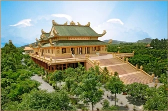 Trùng tu và tôn tạo chùa chiền tại Việt Nam trong mấy năm qua. ảnh 1