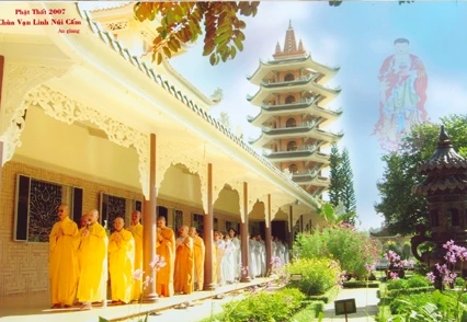 Trùng tu và tôn tạo chùa chiền tại Việt Nam trong mấy năm qua. ảnh 6