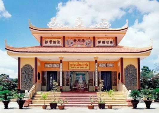 Trùng tu và tôn tạo chùa chiền tại Việt Nam trong mấy năm qua. ảnh 7