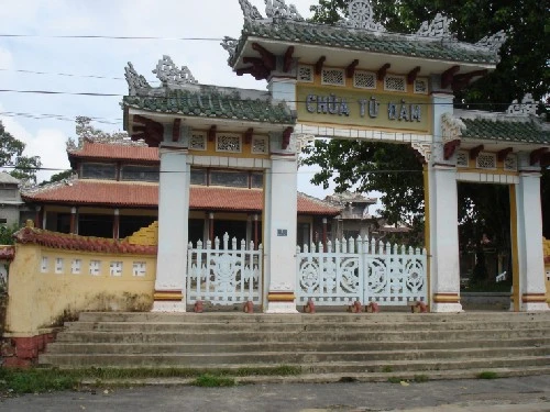 Trùng tu và tôn tạo chùa chiền tại Việt Nam trong mấy năm qua. ảnh 12