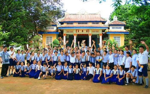 Trùng tu và tôn tạo chùa chiền tại Việt Nam trong mấy năm qua. ảnh 17