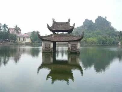 Trùng tu và tôn tạo chùa chiền tại Việt Nam trong mấy năm qua. ảnh 29