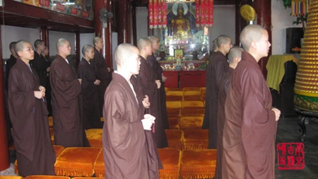 Trung Quốc: Các chùa tổ chức pháp hội cầu nguyện, một năm động đất 12.5 tại Tứ Xuyên ảnh 38 tuxuyen 43.jpg