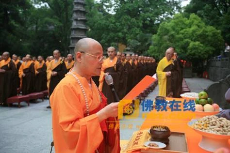 Trung Quốc: Các chùa tổ chức pháp hội cầu nguyện, một năm động đất 12.5 tại Tứ Xuyên ảnh 6 tuxuyen 6.jpg