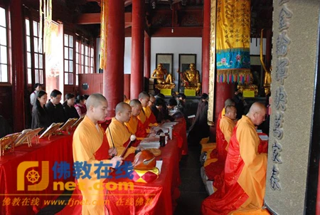 Trung Quốc: Các chùa tổ chức pháp hội cầu nguyện, một năm động đất 12.5 tại Tứ Xuyên ảnh 31 tuxuyen35.jpg