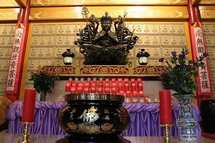 Phật giáo phát triển mạnh trở thành tôn giáo đứng thứ ba ở Hà Lan ảnh 3 chuahalan_3.jpg