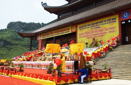 Chùa Bái Đính (Ninh Bình): Nơi tôn trí Ngọc Xá lợi Phật ảnh 27 baidinh_27.jpg