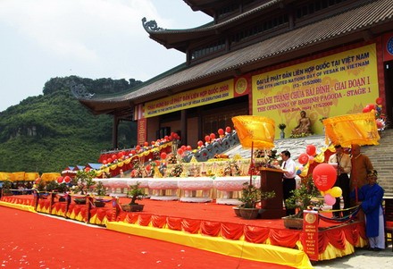 Chùa Bái Đính (Ninh Bình): Nơi tôn trí Ngọc Xá lợi Phật ảnh 28 baidinh_28.jpg