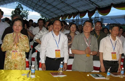 Ngọc xá lợi đã đến ngôi chùa lớn nhất Việt Nam ảnh 7 Ngọc xá lợi đã đến ngôi chùa lớn nhất Việt Nam ảnh 7
