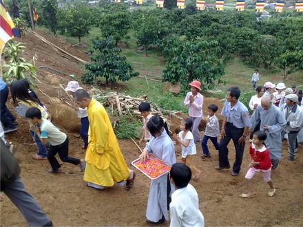 Lâm Đồng: Lễ nhập tự chùa Quang Đức ảnh 2 nhaptuqd_6.jpg