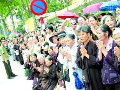 Chuyện ít người biết về xá lợi Phật: Kỳ 4: Bất tử sau ngọn lửa thiêu ảnh 1