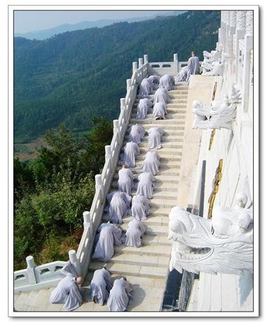 Trung Quốc: Chùa Tứ Tổ - Danh sơn thiên hạ ảnh 34 chua tq 35.jpg