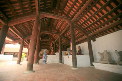 Hậu điện phía sau chùa chính