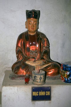 Ban thờ Trạng nguyên Mạc Đĩnh Chi