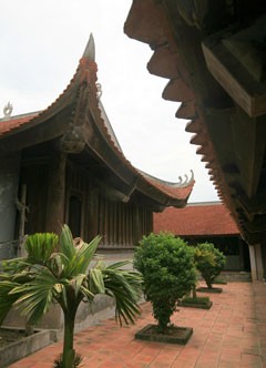 Thượng điện nhìn từ bên ngoài