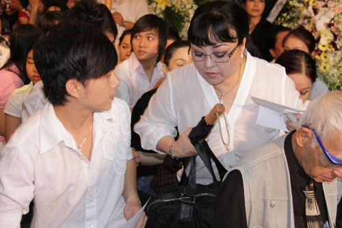 Nhạc Trịnh và trái tim trắng tiễn đưa anh ảnh 12