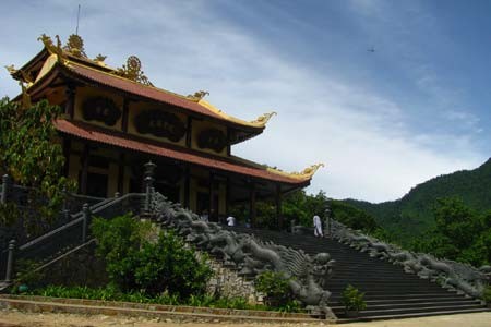 Thiền viện trên núi Bạch Mã ảnh 2 Thiền viện trên núi Bạch Mã ảnh 2