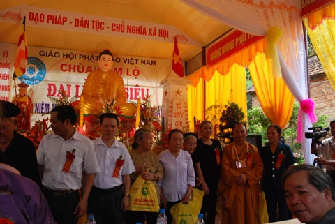 Lào Cai: Đại lễ cầu siêu anh linh các anh hùng liệt sỹ ảnh 7