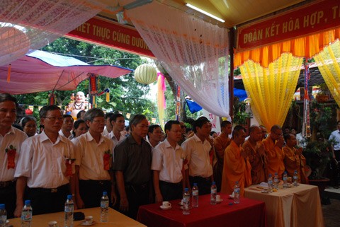 Lào Cai: Đại lễ cầu siêu anh linh các anh hùng liệt sỹ ảnh 4 Lào Cai: Đại lễ cầu siêu anh linh các anh hùng liệt sỹ ảnh 4