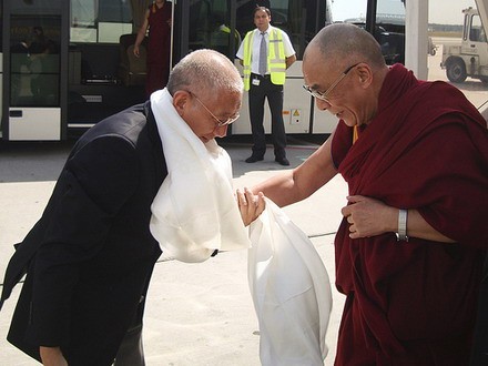 Đức Dalai Lama hoằng pháp tại Frankfurt ảnh 2 duc_02.jpg