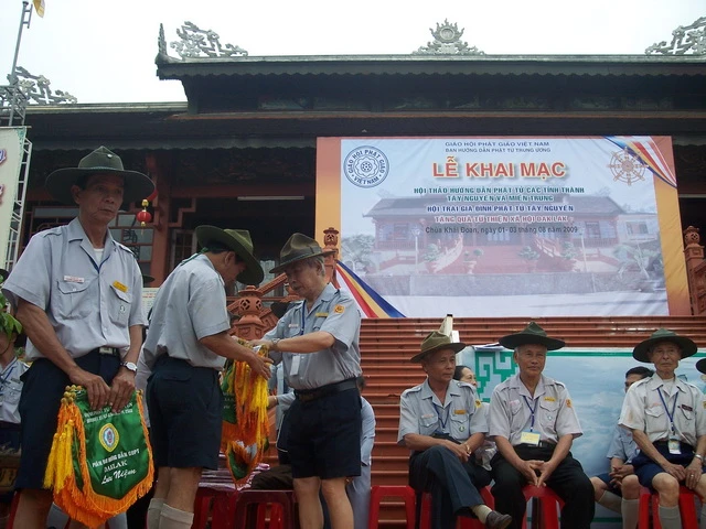 ĐakLak: Bế mạc trại họp bạn Gia đình Phật tử 5 tỉnh Tây Nguyên ảnh 19