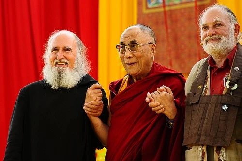 Đức: Lễ bế mạc hoằng pháp của đức Dalailama tại Commenbank - Arena, TP.Frankfurt ảnh 22