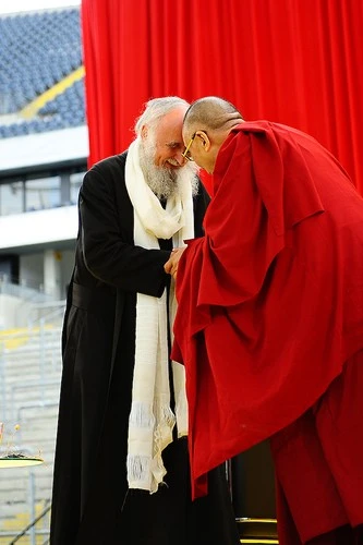 Đức: Lễ bế mạc hoằng pháp của đức Dalailama tại Commenbank - Arena, TP.Frankfurt ảnh 24