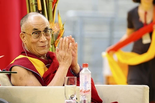 Đức: Lễ bế mạc hoằng pháp của đức Dalailama tại Commenbank - Arena, TP.Frankfurt ảnh 27