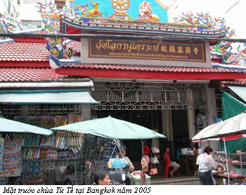 Câu chuyện bên ngôi tháp cổ ảnh 1 02 Cau chuyen-20909-300.jpg