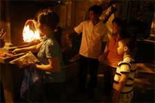 Hà Nội: Đêm Vu Lan và những ước nguyện tự đáy lòng ảnh 10 Ảnh minh họa