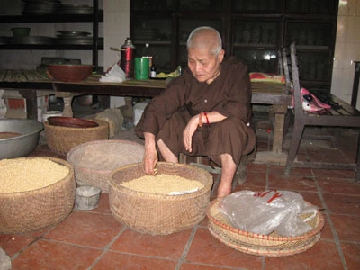 Dù ở tuổi xưa nay hiếm nhưng sư thầy rất tinh tường