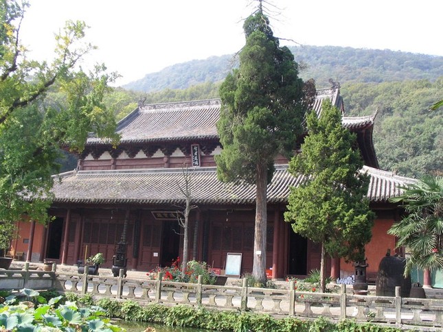 CHUA NGOC TUYEN.jpg