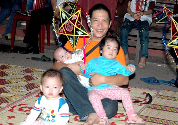 80 em nhỏ tại chùa Bồ Đề vui đón Trung thu ảnh 24