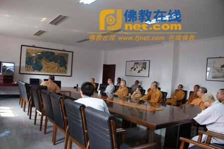 Trung Quốc: Phật giáo dùng các phương thức làm lễ cầu phước cho đất nước, nhân kỷ niệm 60 năm ngày thành lập nước ảnh 33 caunguyen 33.jpg