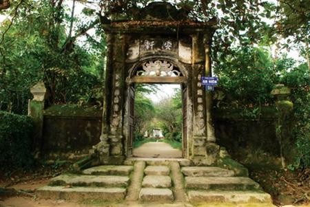 Cổng nhà Cổng nhà