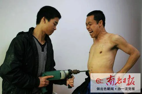 Kỳ nhân kungfu (II): Dùng khoan điện khoan thái dương ảnh 4