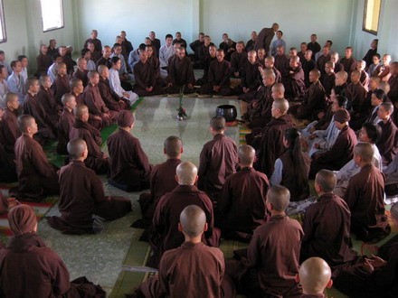 Lâm Đồng: Tu sinh Làng Mai dự lễ tưởng niệm Sơ tổ Thiền tông Việt Nam Khương Tăng Hội ảnh 19 kygio_26.jpg